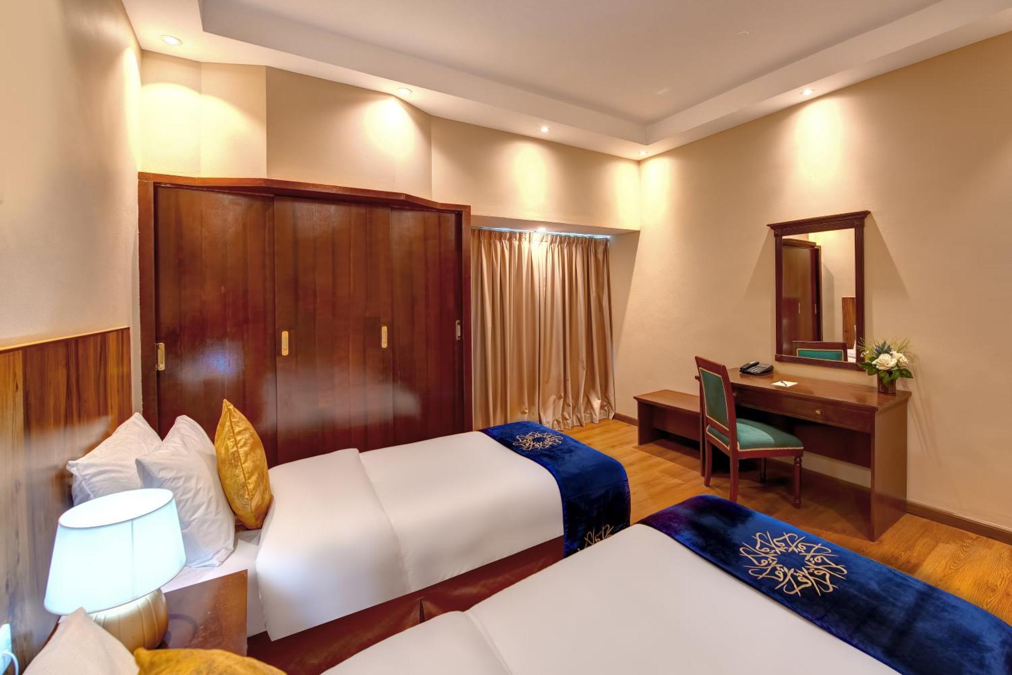 Al Bustan Flats Hotell Sharjah Exteriör bild