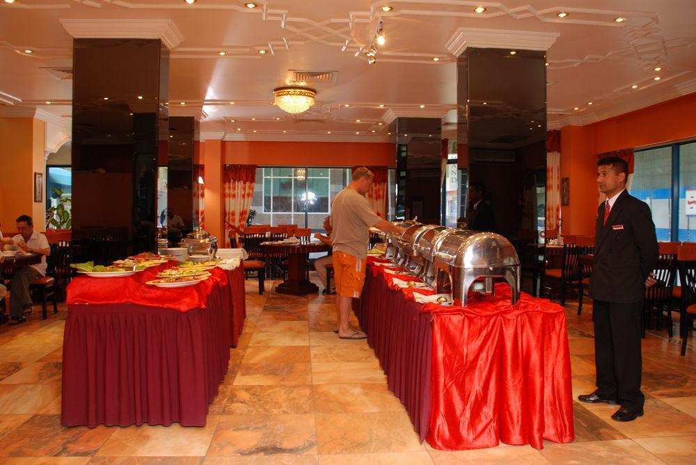 Al Bustan Flats Hotell Sharjah Exteriör bild