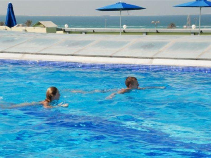 Al Bustan Flats Hotell Sharjah Exteriör bild